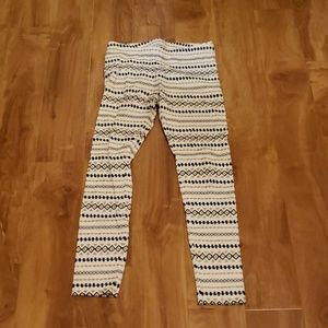 Black and gold leggings